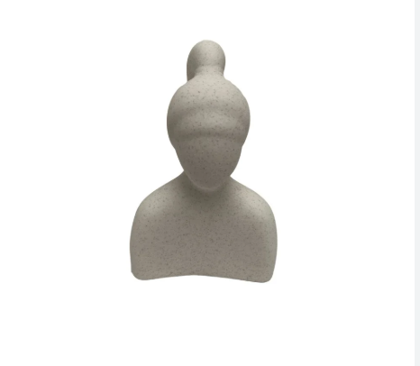 22164 ESCULTURA MENINA DOLAMITA 8,3X6,8X12CM