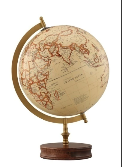 22921 GLOBO EM PLASTICO COM BASE MADEIRA ELOS TAM