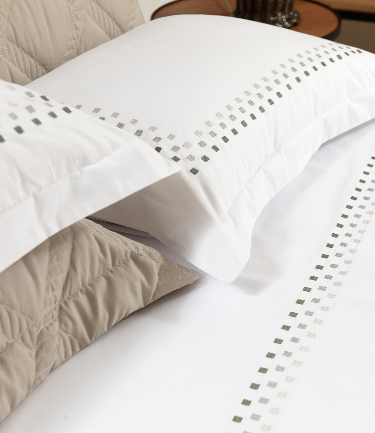 LUMI ROUPA DE CAMA KING - BRANCO / BEGE